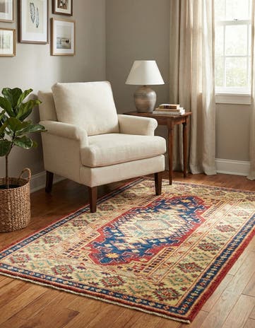 2' 9 x 4' Hand Knotted Kazak Oriental Rug