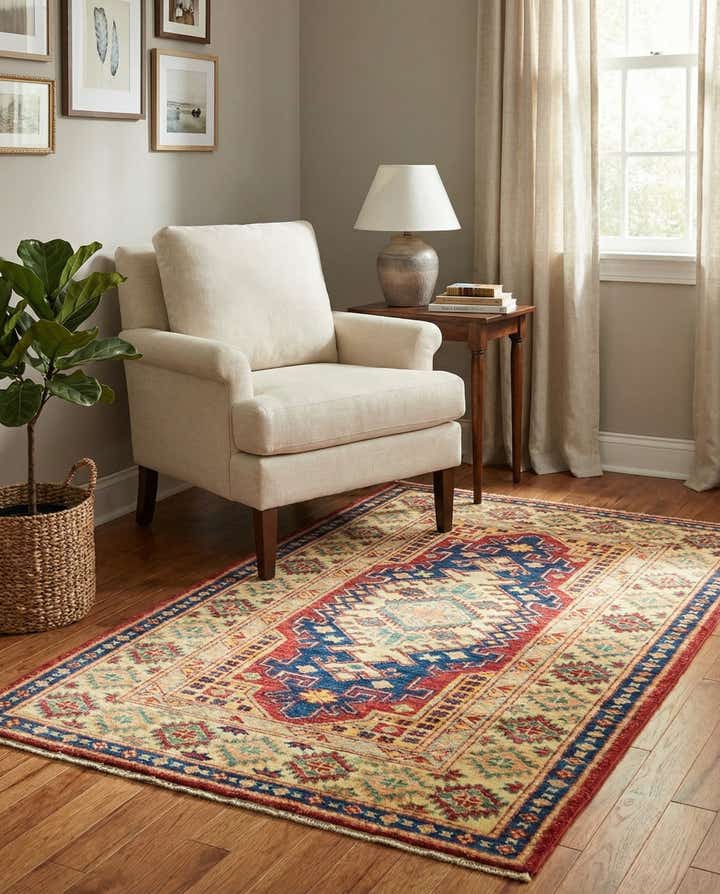 2' 9 x 4' Hand Knotted Kazak Oriental Rug