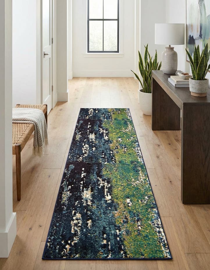 2' 7 x 10' Washable Hyacinth Runner Rug