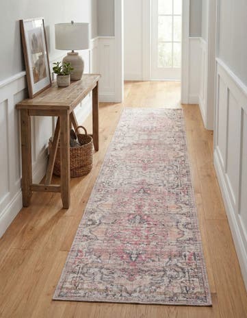 2' 7 x 14' Washable Nostalgia Runner Rug