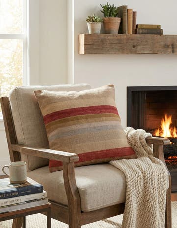 2' 5 x 2' 5 Hand Woven Pillow Wool Square Rug
