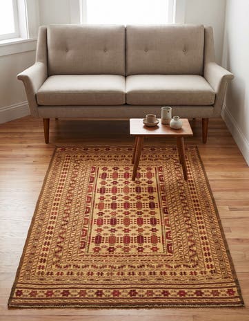 3' 9 x 6' 7 Hand Knotted Sumak Wool Rug