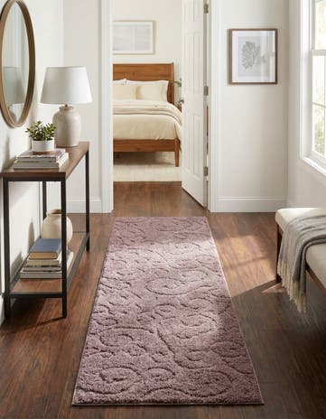 2' 7 x 10' Botanical Shag Runner Rug