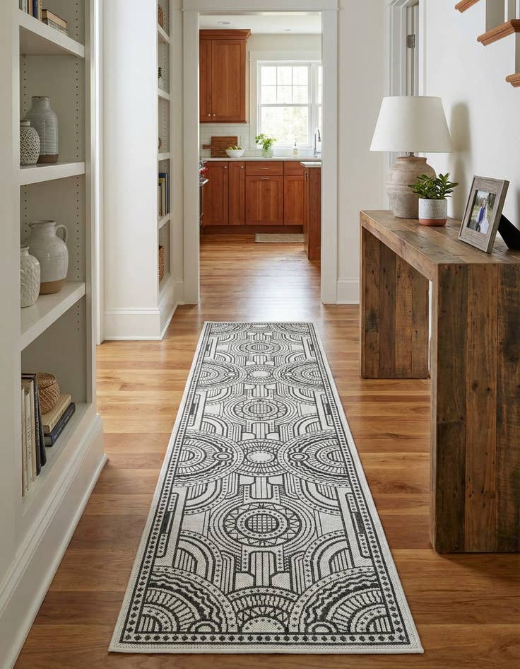 Detail image of 2' x 8'  Washable Traditional Indoor / Outdoor Runner Rug