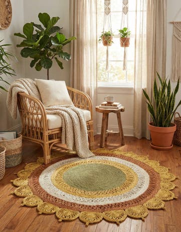 5' 3 x 5' 3 Handmade Braided Jute Round Rug