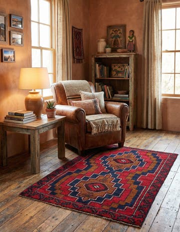 2' 9 x 4' 8 Hand Knotted Balouch Persian Wool Rug