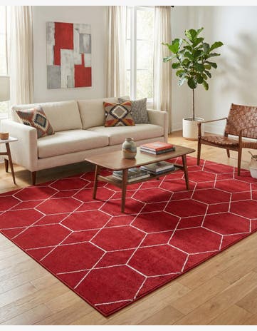 Red Lattice Frieze Rug