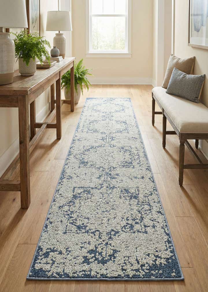 2' 7 x 12' Easy-Clean Traditional Indoor / Outdoor Runner Rug