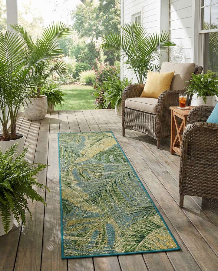 2' x 6' Easy-Clean Botanical Indoor / Outdoor Runner Rug