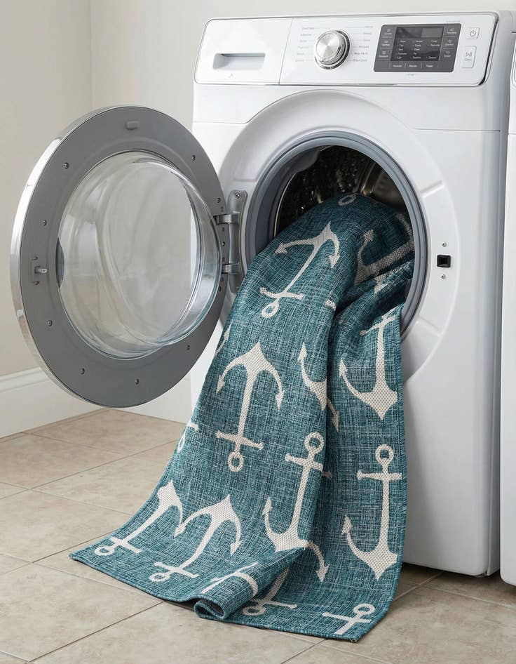 Detail image of 7' x 10'  Washable Coastal Indoor / Outdoor Rug