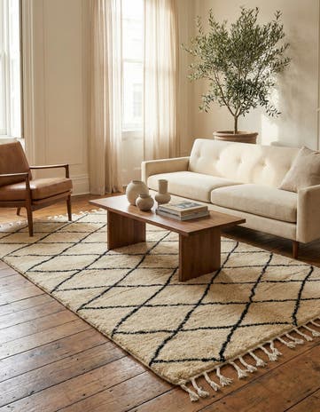 5' x 8' 2 Hand Knotted Moroccan Wool Rug