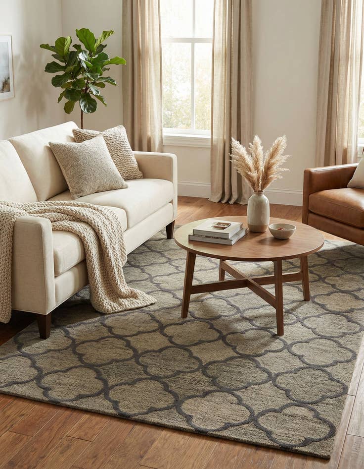 Detail image of 5' 1 x 8' Luna Wool Rug