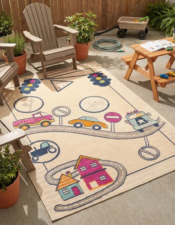 5' 3 x 7' 7 Easy-Clean Indoor / Outdoor Rug