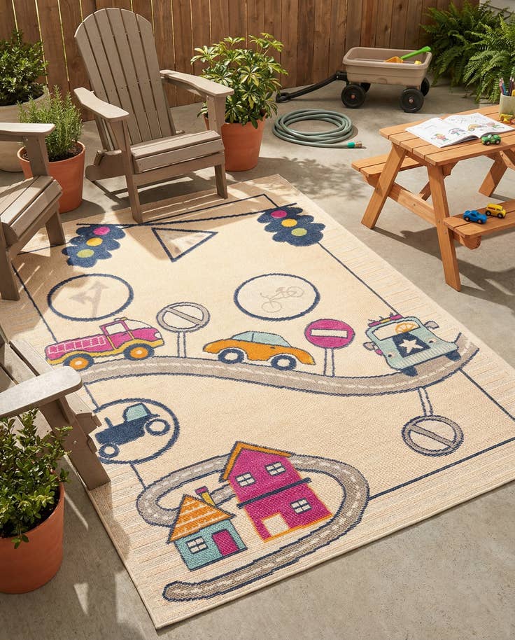 Detail image of 5' 3 x 7' 7 Easy-Clean Indoor / Outdoor Rug