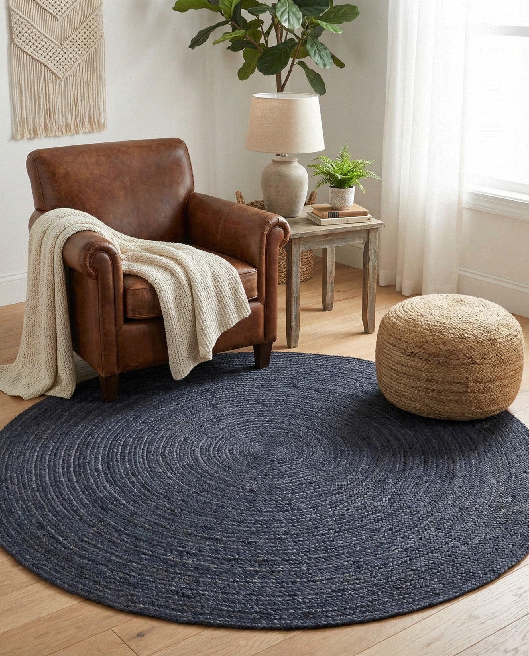  5' 1 x 5' 1  Hand Braided Jute Round Rug