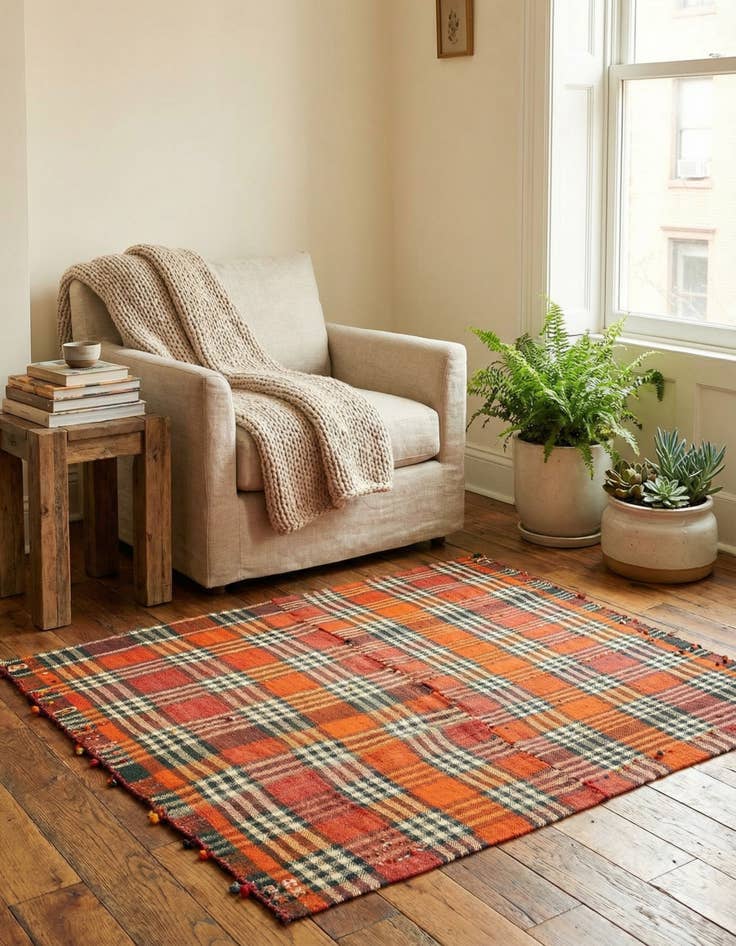 Detail image of  5' 1 x 7' 1 Jajim Wool Rug