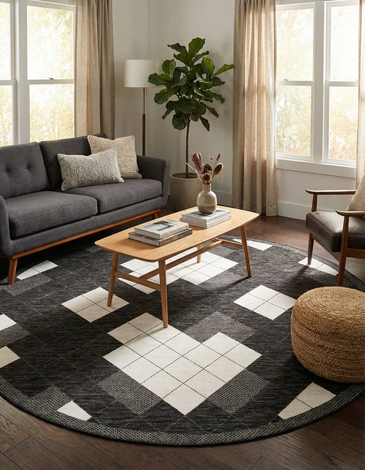 Detail image of 10' x 10'  Washable Modern Indoor / Outdoor Round Rug