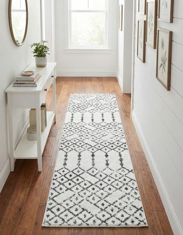 2' x 6' Paxon Trellis Runner Rug