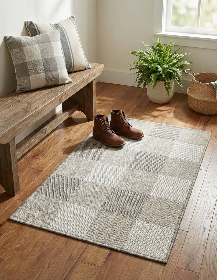 Detail image of 2' x 3' Easy-Clean Checkered Indoor / Outdoor Rug