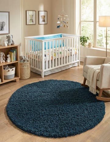 5' 3 x 5' 3 Solid Shag Round Rug
