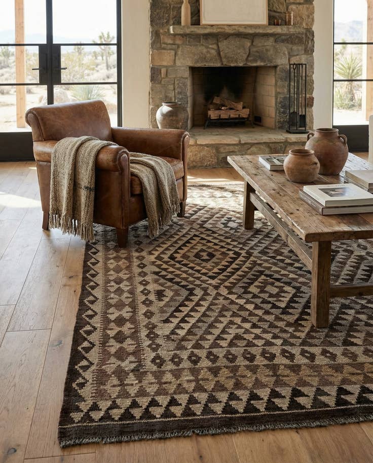 Detail image of 4' 6 x 5' 10 Hand Woven Kilim Maymana Wool Rug