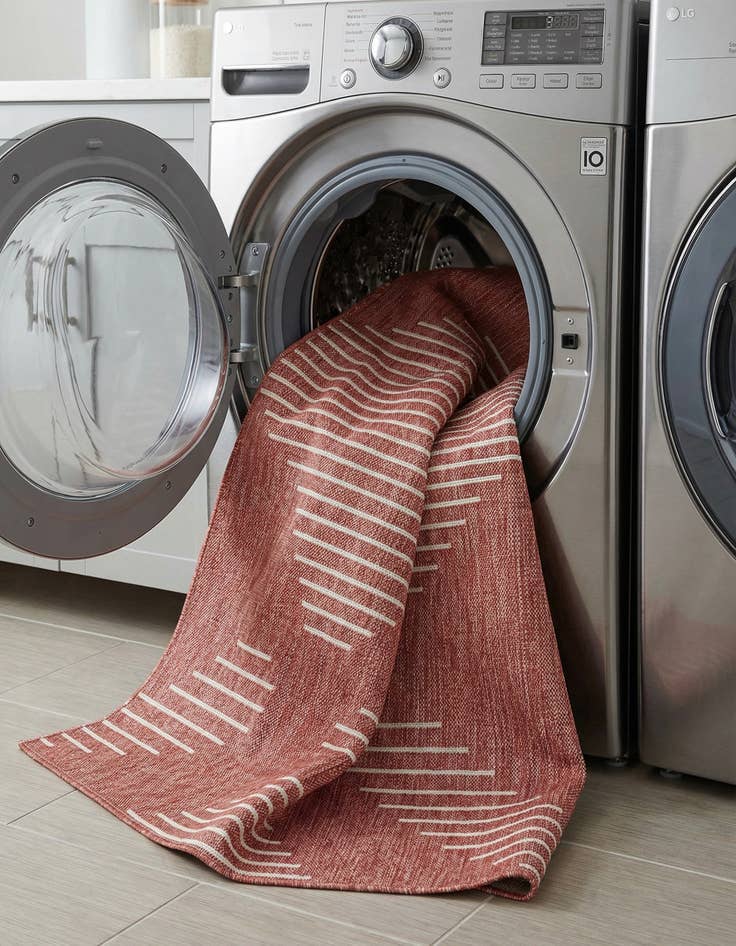 Detail image of  6' x 9'  Washable Modern Indoor / Outdoor Rug