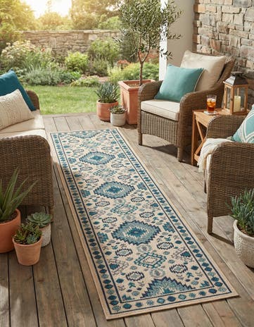 2' 7 x 12' Easy-Clean Baja Indoor / Outdoor Runner Rug