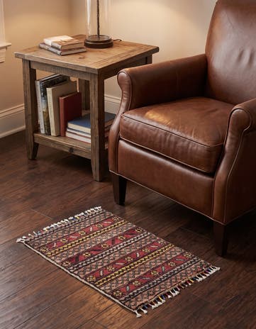 1' 4 x 2' Hand Knotted Ziegler Rug