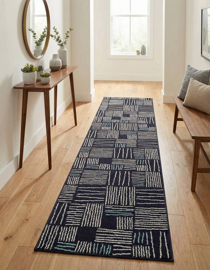 Detail image of 2' 7 x 12' Hanahan Runner Rug