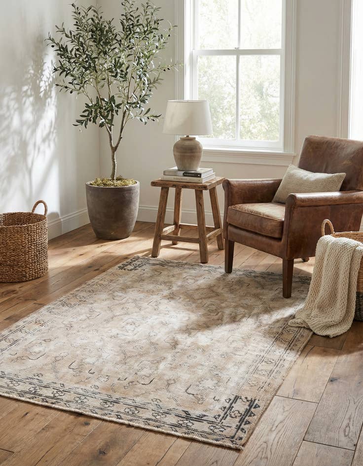 Detail image of 3' 3 x 5'  Hand Knotted Ultra Vintage Persian Wool Rug