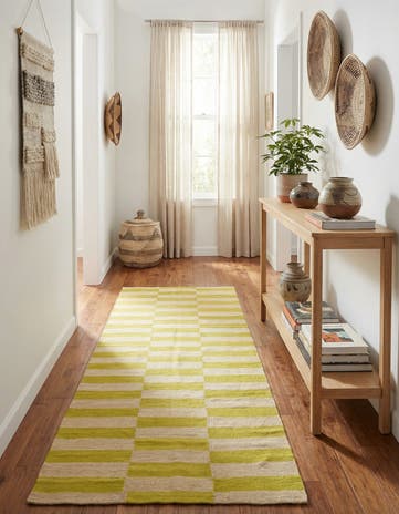 2' 7 x 6' 9 Hand Woven Kilim Modern Wool Runner Rug