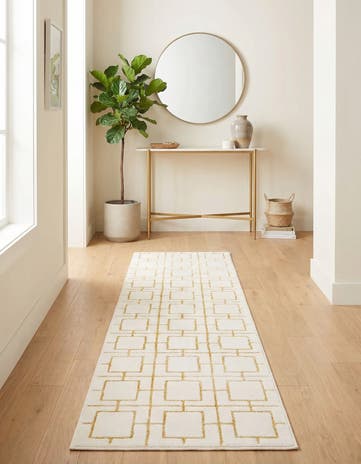 2' x 10' Marilyn Monroe™ Glam Deco Runner Rug
