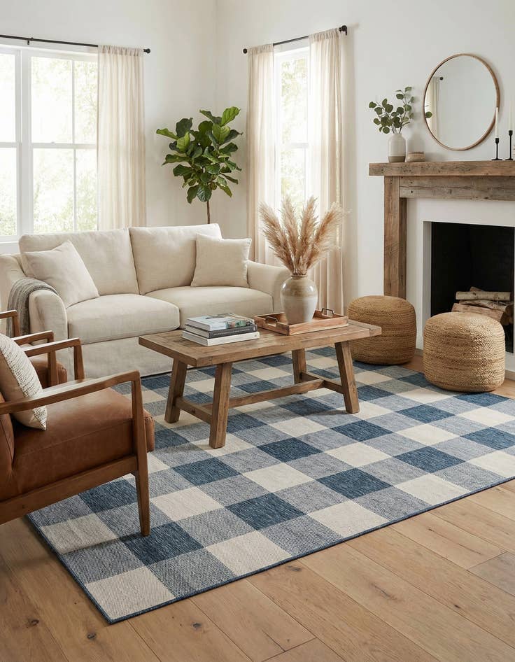 Detail image of  7' 10 x 10'  Washable Checkered Indoor / Outdoor Rug