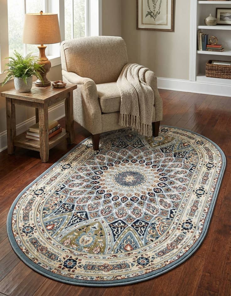 Detail image of 3' 1 x 5' 3 Nain Design Oval Rug