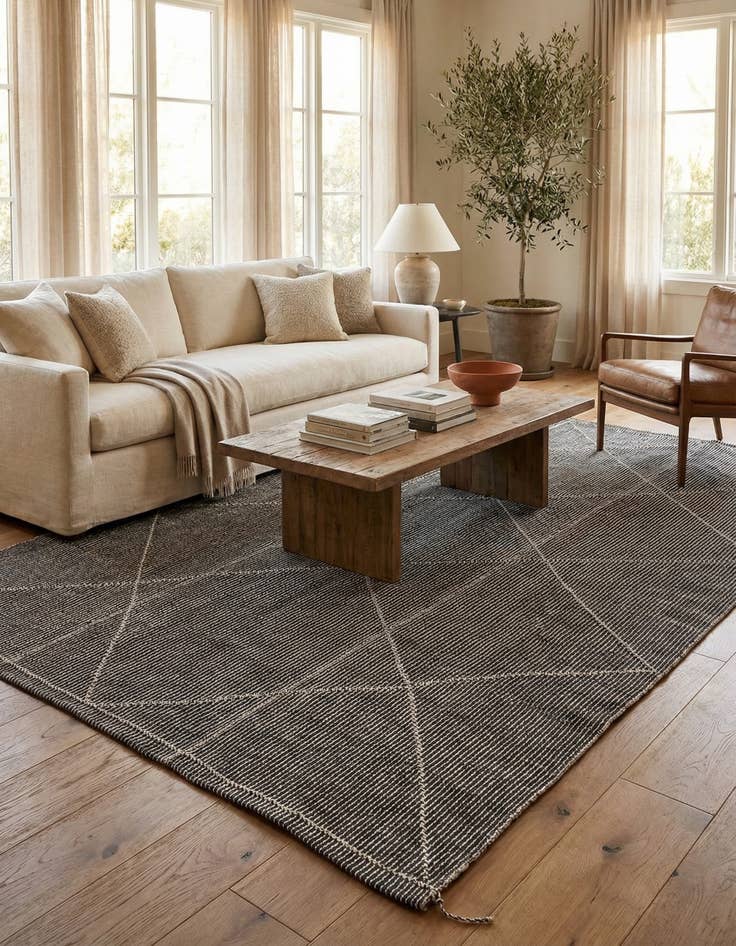 Detail image of 9' 5 x 13' 10  Hand Knotted Darya Wool Rug