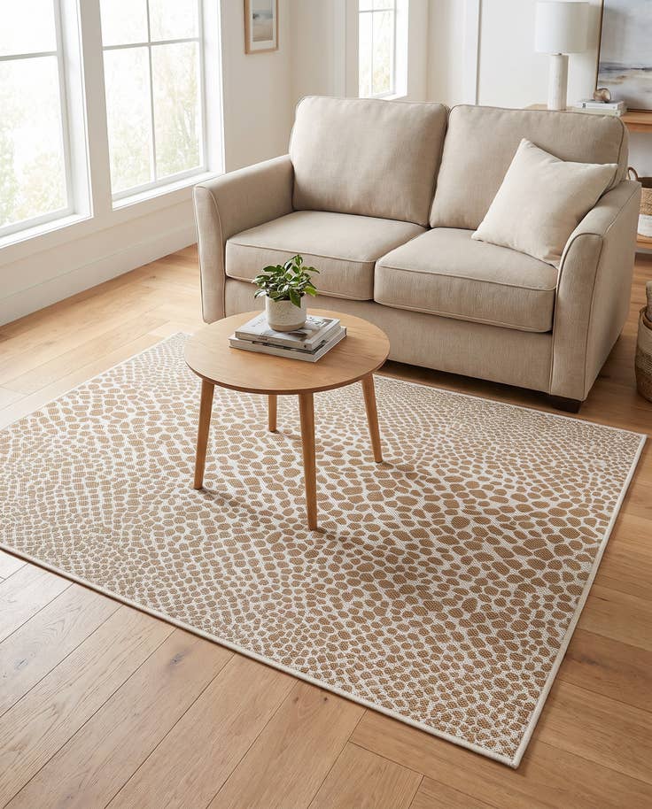 Detail image of 4' x 6' Easy-Clean Jill Zarin Cape Town Indoor / Outdoor Rug