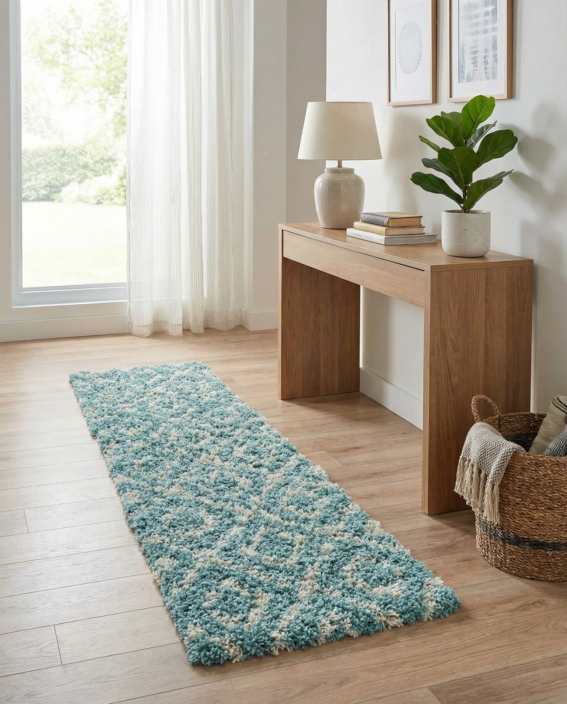  2' x 7' Lattice Shag Runner Rug