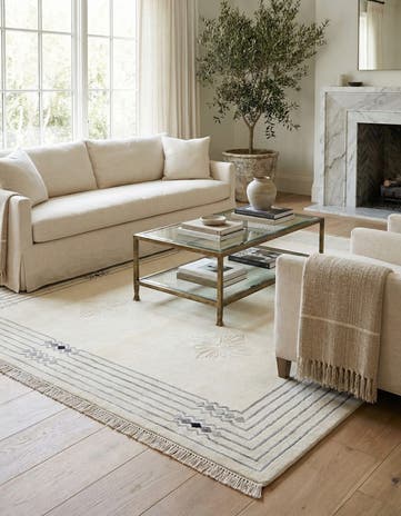 4' 7 x 6' 7 Hand Knotted Darya Wool Rug