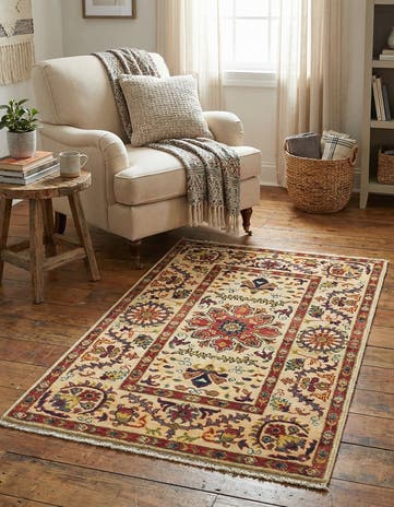 2' 9 x 4' 1 Hand Knotted Kazak Rug