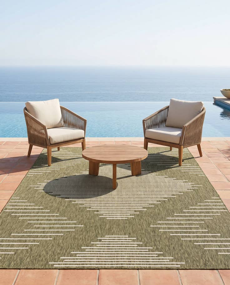 Detail image of 7' x 10' Easy-Clean Modern Indoor / Outdoor Rug