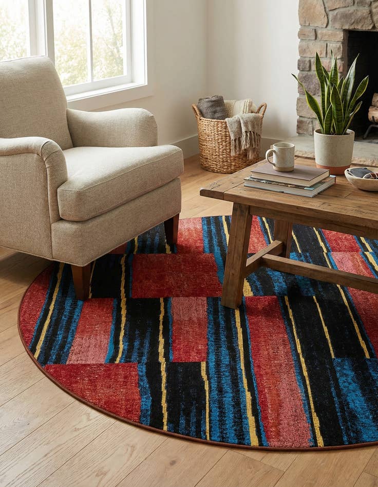 Detail image of  5' x 5'  Washable Modern Indoor / Outdoor Round Rug