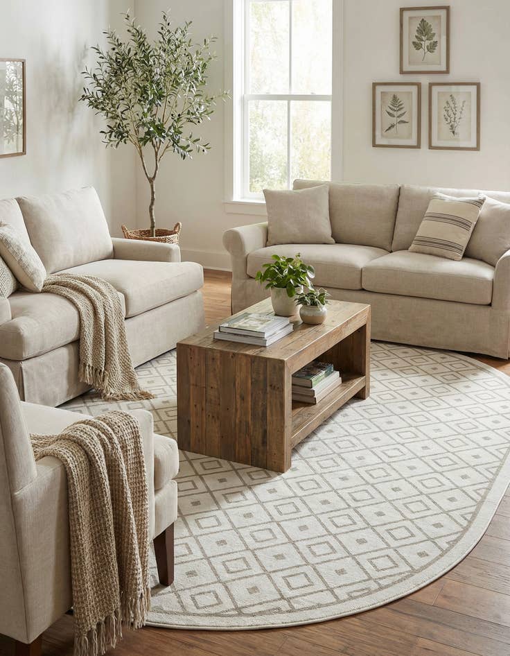 Detail image of 7' 10 x 10'  Washable Trellis Indoor / Outdoor Oval Rug