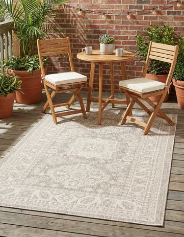 3' x 5' 3 Easy-Clean Aztec Indoor / Outdoor Rug