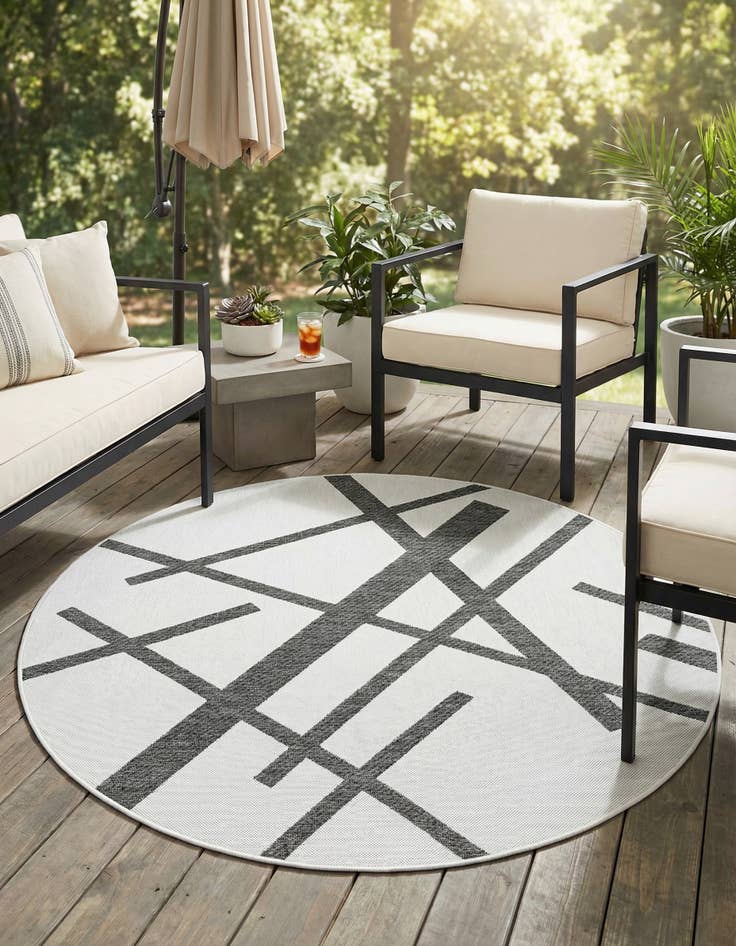 Detail image of 6' x 6'  Washable Modern Indoor / Outdoor Round Rug