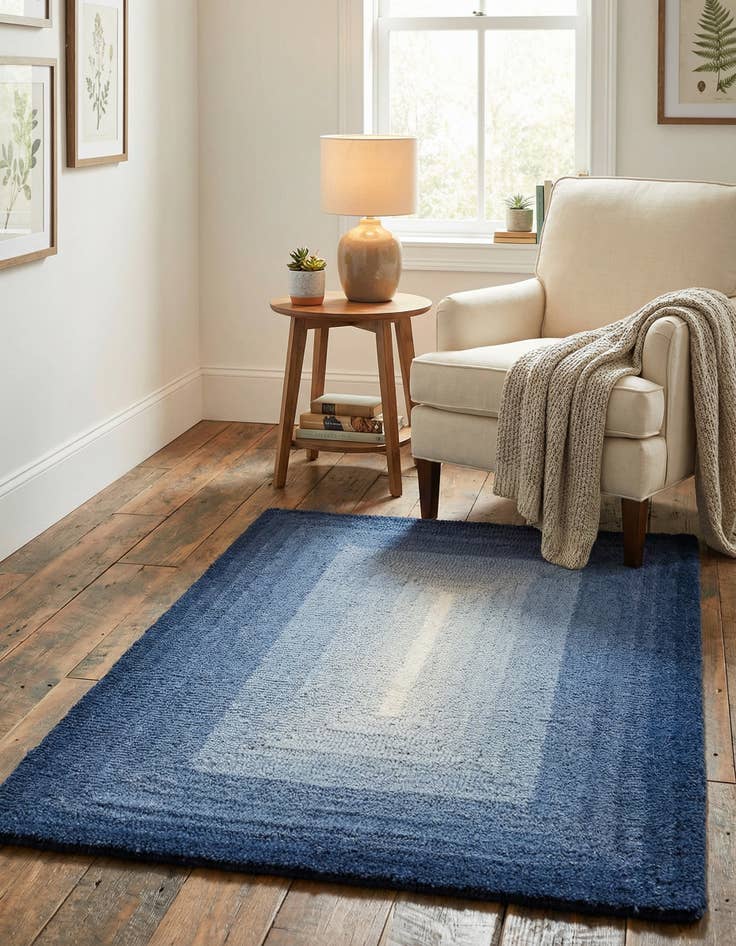 Detail image of 2' x 3' 1 Ombre Wool Rug