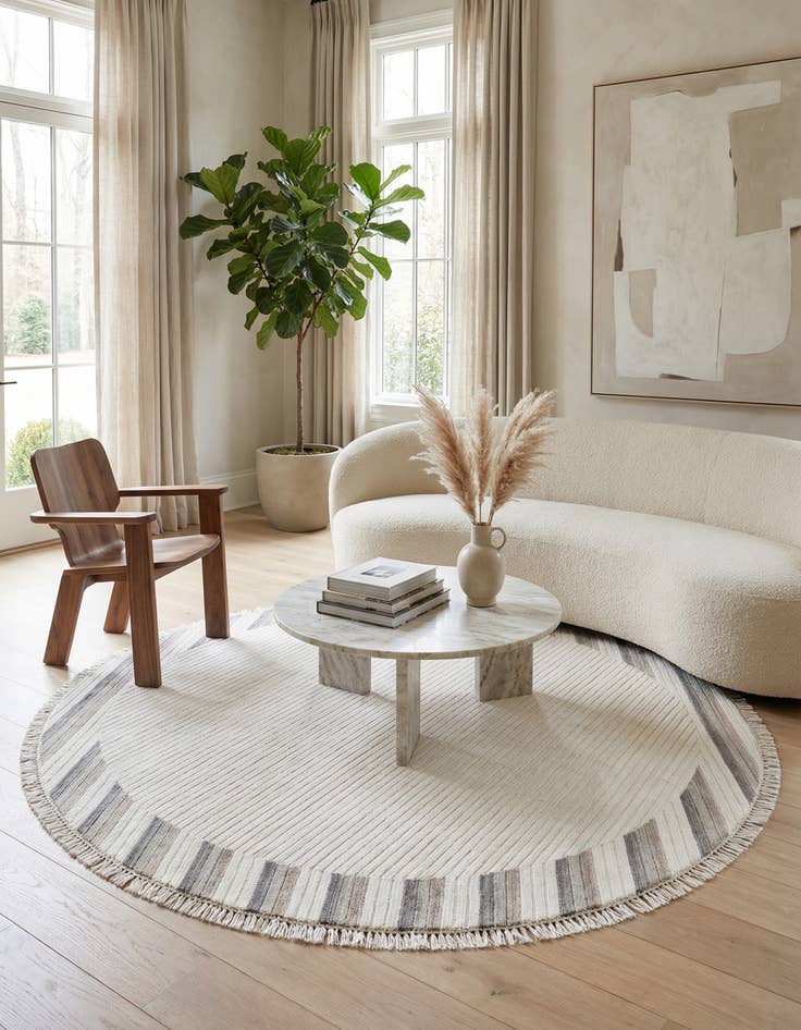 Detail image of 6' 6 x 6' 6  Hand Knotted Darya Wool Round Rug