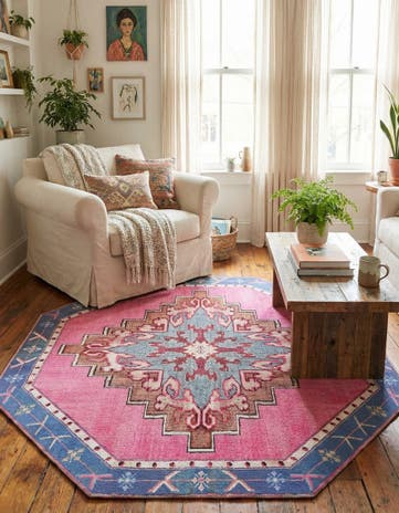 7' 6 x 7' 6 Washable Timeless Octagon Rug