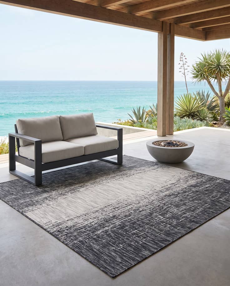 Detail image of 5' 3 x 8' Easy-Clean Modern Indoor / Outdoor Rug