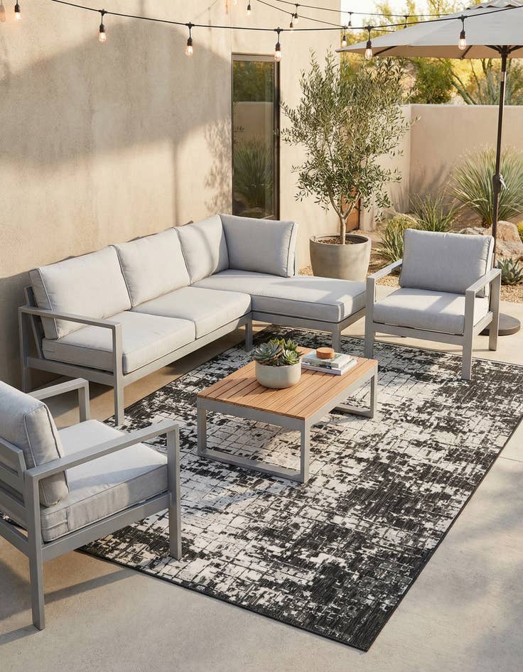 Detail image of 7' x 10' Easy-Clean Modern Indoor / Outdoor Rug