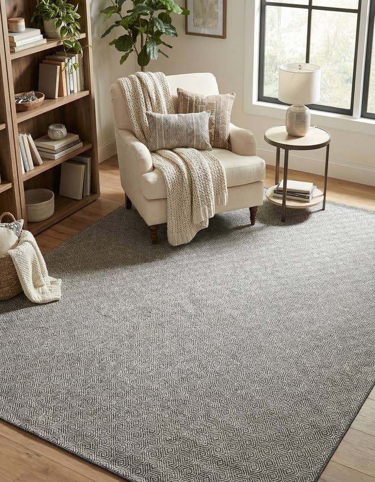 Detail image of  13' x 13'  Washable Lattice Indoor / Outdoor Square Rug